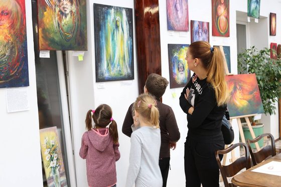 Galerie U Klaků — vernisáž a výstava, říjen 2017 – fotografie 36